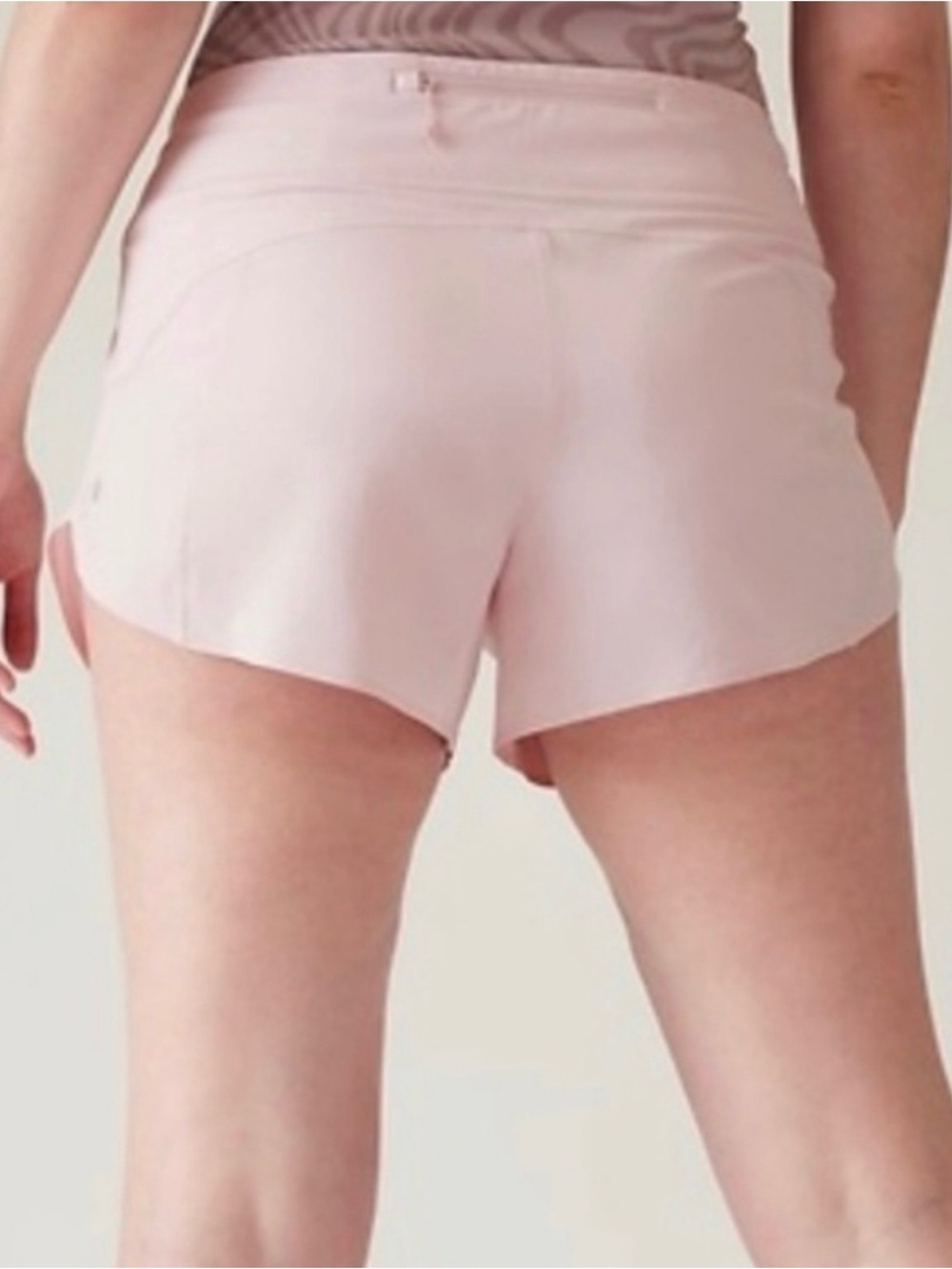 Athleta Run with it Light Pink Women's Active Shorts